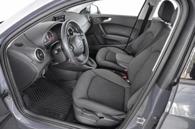 Audi A1 I (8X) Рестайлинг с пробегом 2015 года, цена 1 580 000 рублей, 58989 км, хэтчбек, Автокод Объявления
