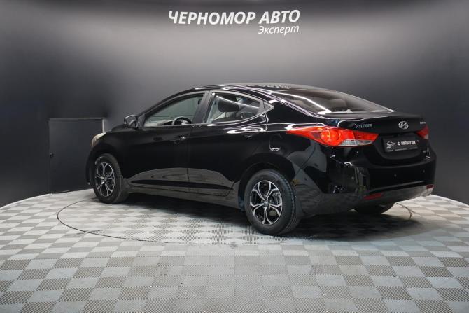 Hyundai Elantra V (MD) с пробегом 2013 года, цена 1 190 000 рублей, 212888 км, седан, Автокод Объявления