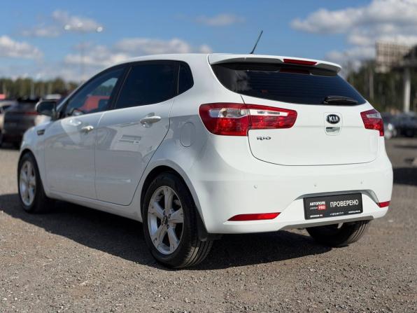 Kia Rio III с пробегом 2014 года, цена 1 015 000 рублей, 55000 км, хэтчбек, Автокод Объявления