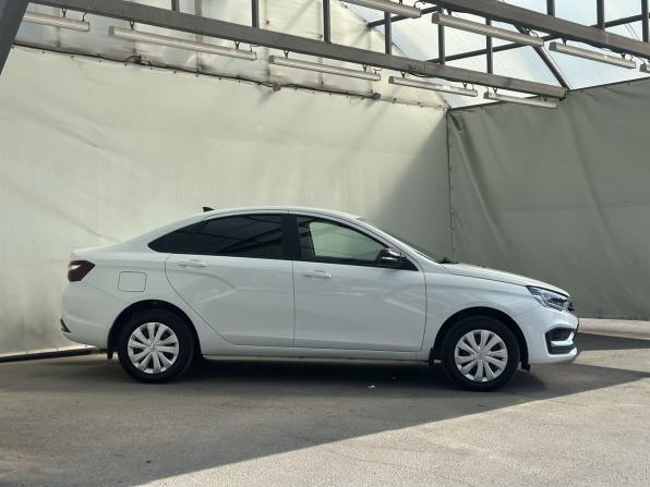 Lada (ВАЗ) Vesta I Рестайлинг (NG) с пробегом 2024 года, цена 1 200 000 рублей, 34905 км, седан, Автокод Объявления