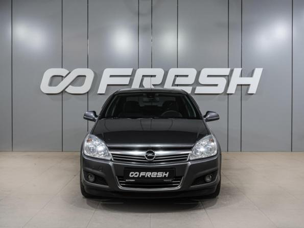 Opel Astra H Рестайлинг с пробегом 2010 года, цена 499 000 рублей, 220125 км, седан, Автокод Объявления