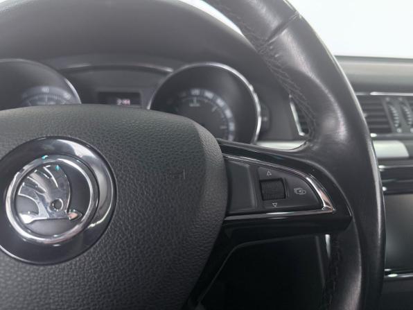 Skoda Superb II с пробегом 2013 года, цена 1 419 000 рублей, 129000 км, лифтбек, Автокод Объявления