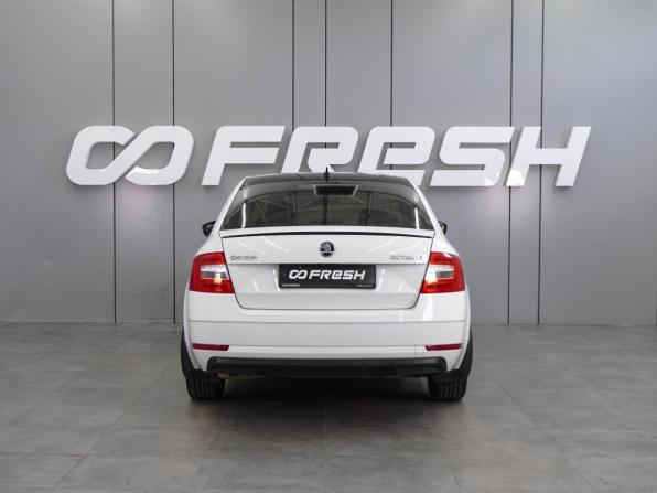 Skoda Octavia III (A7) Рестайлинг с пробегом 2019 года, цена 2 170 000 рублей, 83176 км, лифтбек, Автокод Объявления