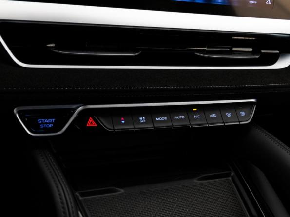 Geely Monjaro I с пробегом 2024 года, цена 3 499 000 рублей, 35461 км, внедорожник, Автокод Объявления