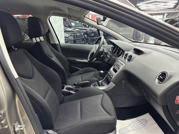 Peugeot 308 I Рестайлинг с пробегом 2012 года, цена 595 000 рублей, 129138 км, хэтчбек, Автокод Объявления