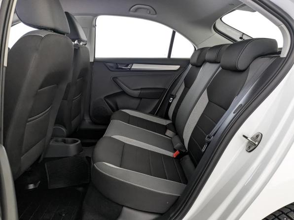 Skoda Rapid I Рестайлинг с пробегом 2019 года, цена 1 430 000 рублей, 50978 км, лифтбек, Автокод Объявления