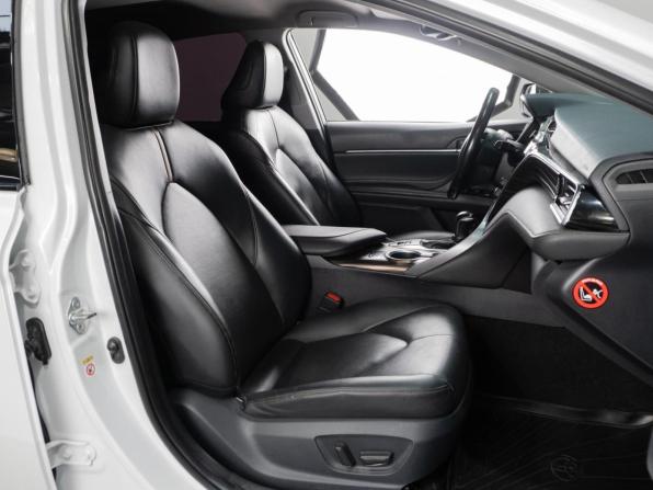 Toyota Camry VIII (XV70) с пробегом 2018 года, цена 2 729 000 рублей, 239433 км, седан, Автокод Объявления