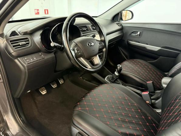 Kia Rio III с пробегом 2013 года, цена 730 000 рублей, 242445 км, седан, Автокод Объявления