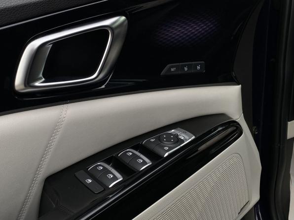Kia Carnival IV с пробегом 2021 года, цена 3 799 000 рублей, 126450 км, минивэн, Автокод Объявления