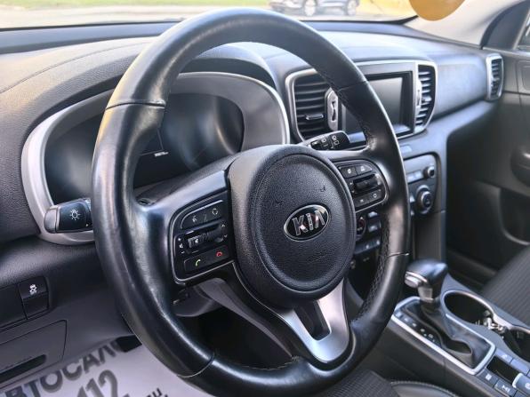 Kia Sportage IV Рестайлинг с пробегом 2018 года, цена 2 350 000 рублей, 99800 км, внедорожник, Автокод Объявления