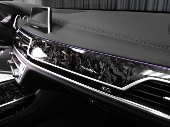 BMW 7 серии VI (G11/G12) с пробегом 2018 года, цена 4 099 000 рублей, 119424 км, седан, Автокод Объявления