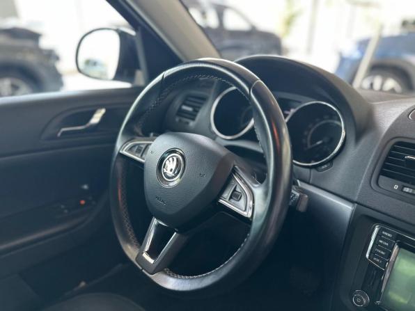 Skoda Yeti I Рестайлинг с пробегом 2018 года, цена 1 370 000 рублей, 124000 км, внедорожник, Автокод Объявления