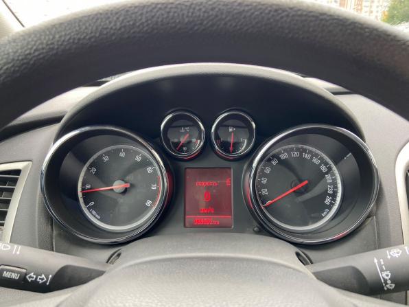 Opel Astra J с пробегом 2012 года, цена 898 000 рублей, 86125 км, универсал, Автокод Объявления