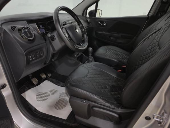 Renault Kaptur I с пробегом 2017 года, цена 1 660 000 рублей, 57616 км, внедорожник, Автокод Объявления