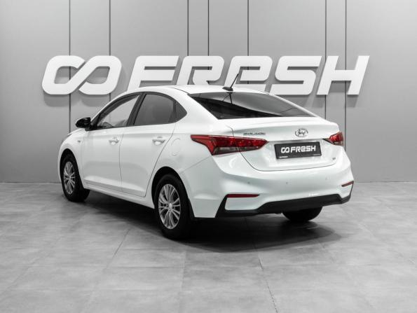 Hyundai Solaris II с пробегом 2018 года, цена 1 449 000 рублей, 67197 км, седан, Автокод Объявления