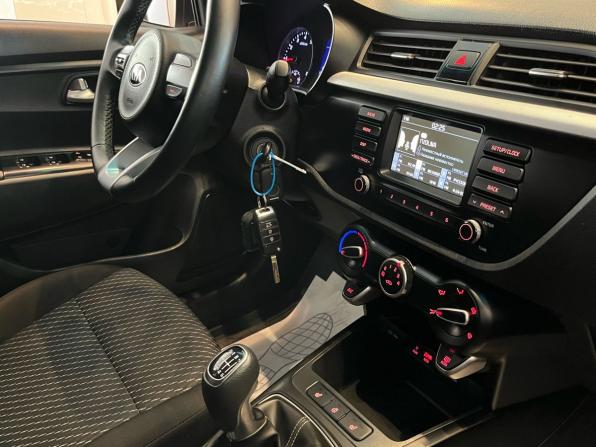 Kia Rio IV с пробегом 2020 года, цена 1 399 990 рублей, 132565 км, хэтчбек, Автокод Объявления