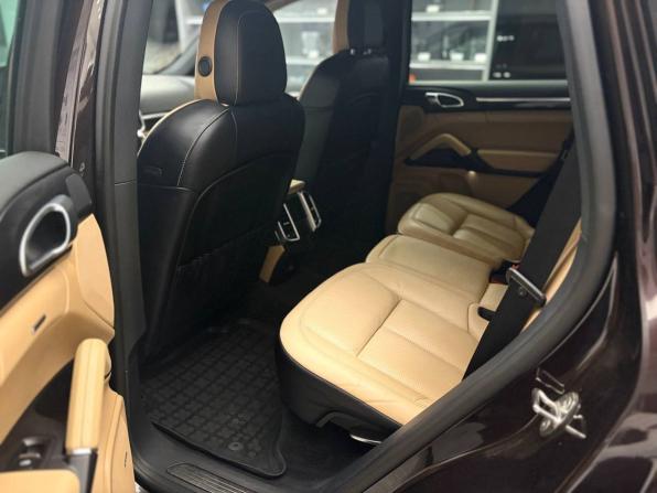 Porsche Cayenne II Рестайлинг (958) с пробегом 2017 года, цена 3 989 000 рублей, 138000 км, внедорожник, Автокод Объявления