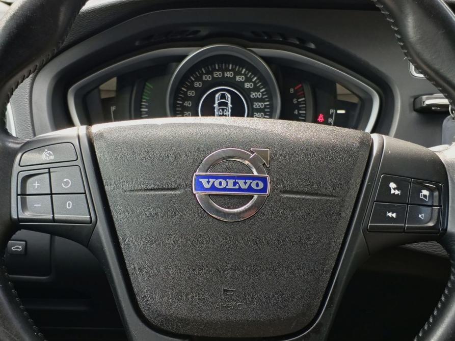 Volvo V40 Cross Country I Москва  - изображение 13