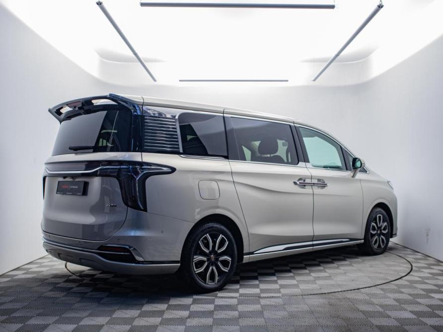 Hongqi HQ9 Москва  - изображение 4