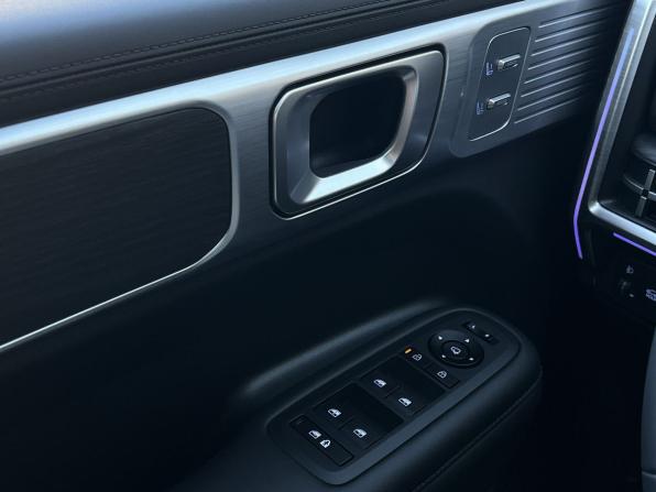 Новый Hyundai Santa Fe V (MX5) 2025 года, цена 6 390 000 рублей, внедорожник, Автокод Объявления