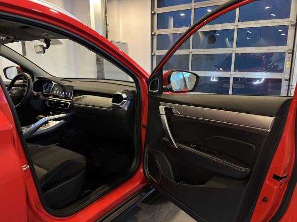 Geely Coolray I с пробегом 2023 года, цена 1 932 000 рублей, 52045 км, внедорожник, Автокод Объявления