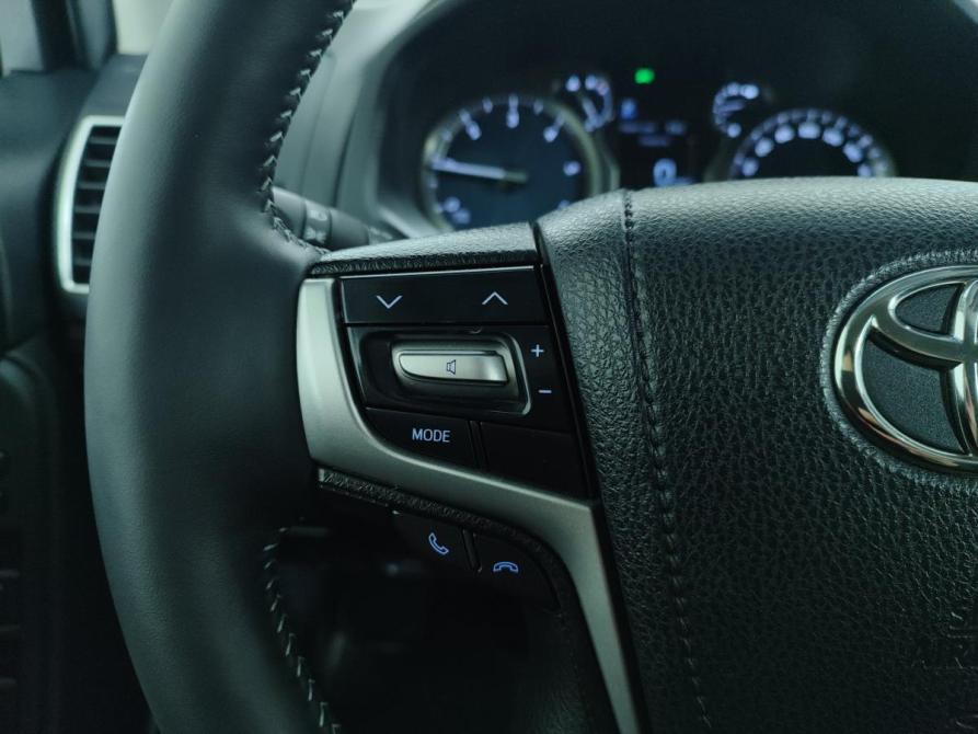 Toyota Land Cruiser Prado 150 Series Рестайлинг 2 Ростов-на-Дону  - изображение 25