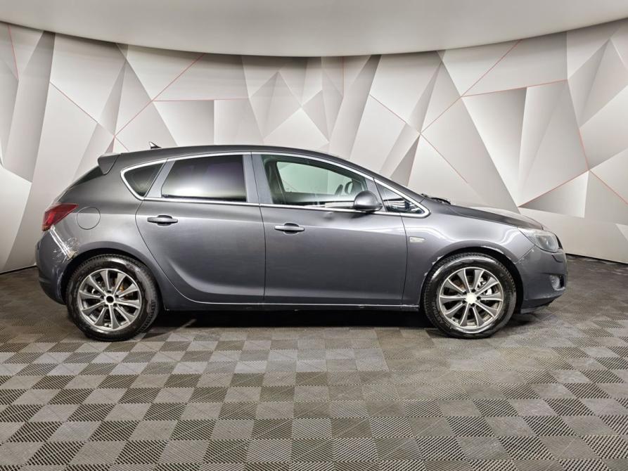 Opel Astra J Москва  - изображение 6