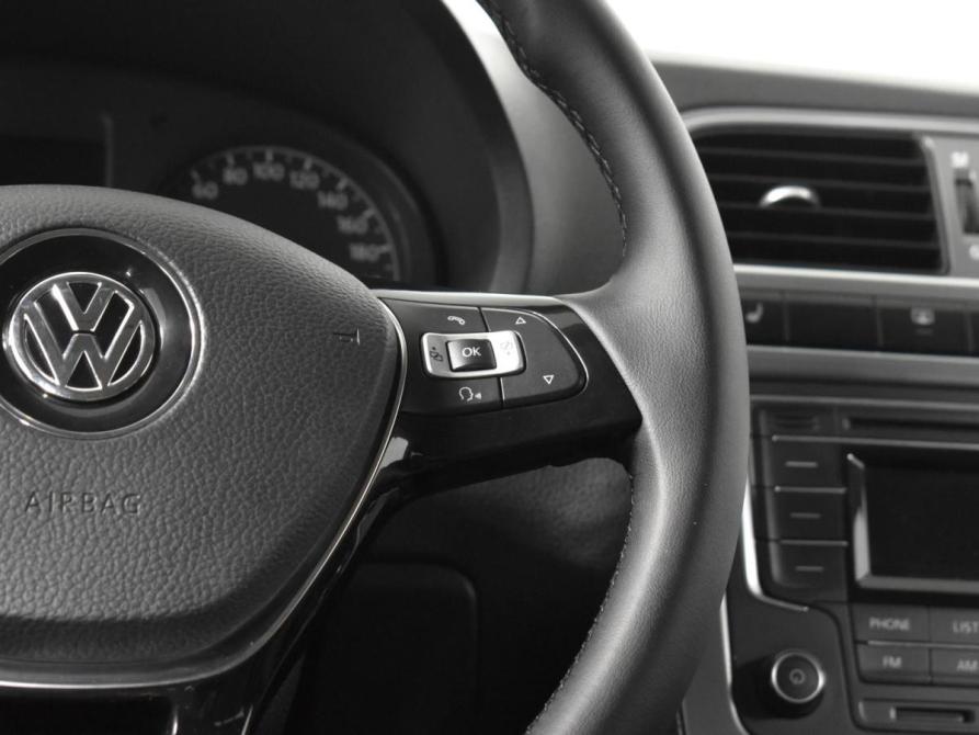 Volkswagen Polo V Рестайлинг Казань  - изображение 14