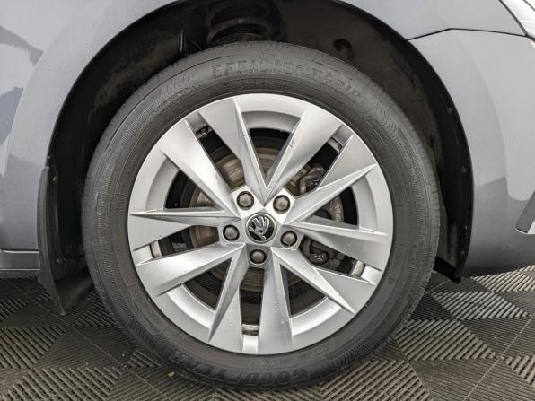 Skoda Octavia IV (A8) с пробегом 2020 года, цена 2 850 000 рублей, 66382 км, лифтбек, Автокод Объявления