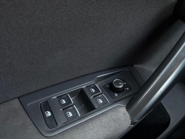 Volkswagen Tiguan II с пробегом 2018 года, цена 2 395 000 рублей, 124000 км, внедорожник, Автокод Объявления