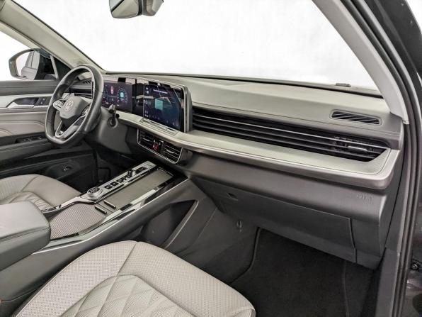 Volkswagen Tavendor I с пробегом 2023 года, цена 4 655 000 рублей, 59580 км, внедорожник, Автокод Объявления