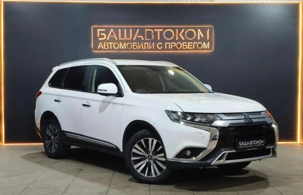 Mitsubishi Outlander III Рестайлинг 3 Уфа  - изображение 3