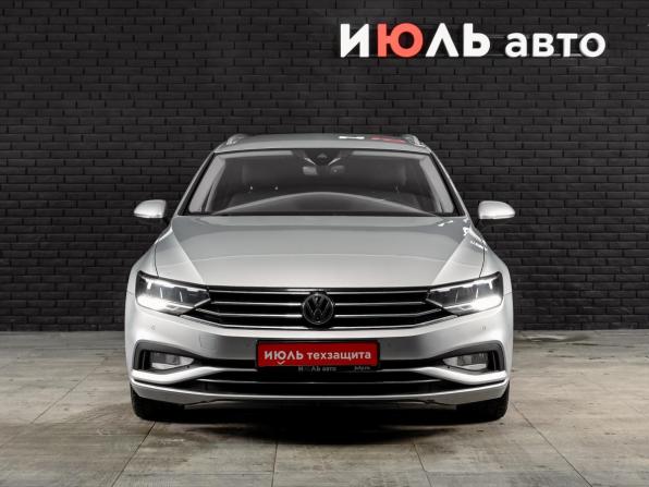 Volkswagen Passat B8 Рестайлинг с пробегом 2020 года, цена 2 250 000 рублей, 147223 км, универсал, Автокод Объявления