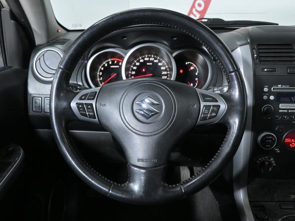 Suzuki Grand Vitara II Рестайлинг с пробегом 2008 года, цена 820 000 рублей, 268000 км, внедорожник, Автокод Объявления
