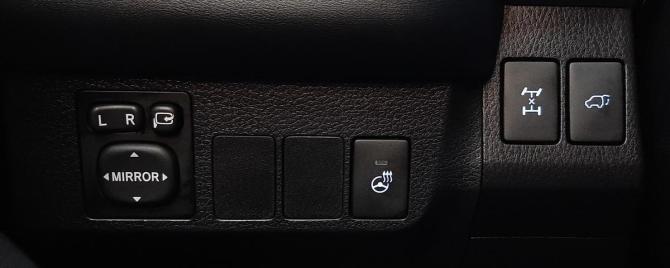 Toyota RAV4 IV (XA40) Рестайлинг с пробегом 2018 года, цена 2 730 000 рублей, 65701 км, внедорожник, Автокод Объявления