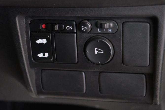 Honda Freed I с пробегом 2011 года, цена 1 199 000 рублей, 135000 км, компактвэн, Автокод Объявления