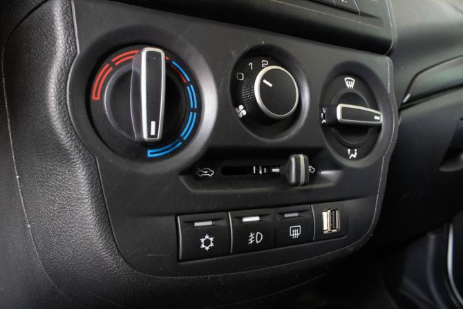 Lada (ВАЗ) Granta I Рестайлинг с пробегом 2019 года, цена 699 000 рублей, 85176 км, хэтчбек, Автокод Объявления