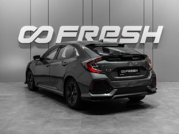 Honda Civic X с пробегом 2019 года, цена 1 900 000 рублей, 134974 км, седан, Автокод Объявления