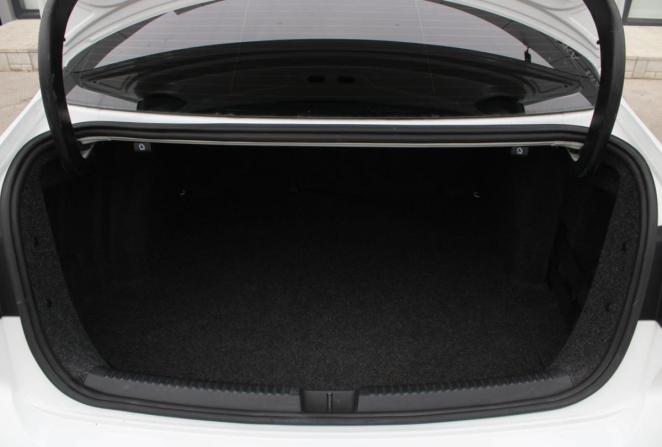 Volkswagen Jetta VI Рестайлинг с пробегом 2016 года, цена 1 335 000 рублей, 164883 км, седан, Автокод Объявления