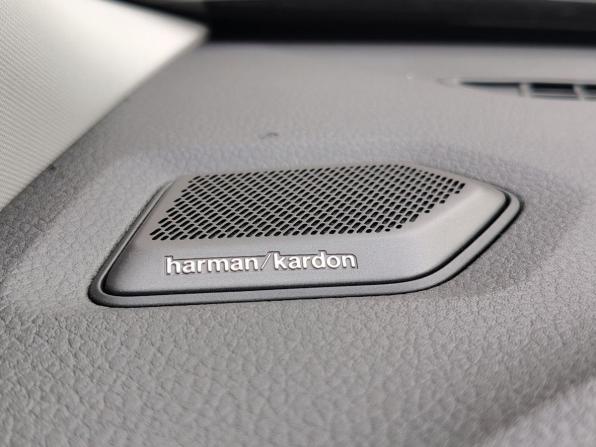 Volkswagen Caravelle T7 с пробегом 2025 года, цена 9 990 000 рублей, 32 км, минивэн, Автокод Объявления