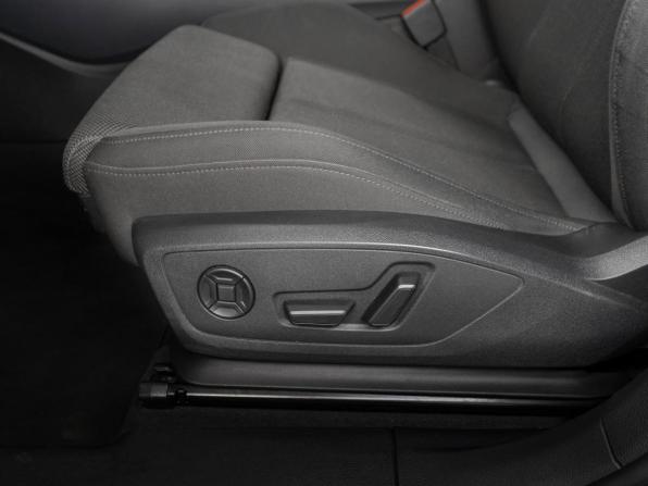 Audi Q3 Sportback II (F3) с пробегом 2022 года, цена 3 800 000 рублей, 56737 км, внедорожник, Автокод Объявления