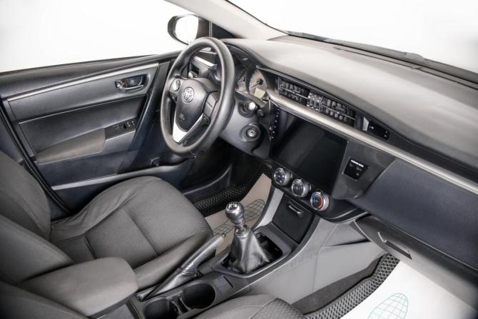 Toyota Corolla XI (E160 E170 E180) Рестайлинг 1 с пробегом 2014 года, цена 849 000 рублей, 428000 км, седан, Автокод Объявления