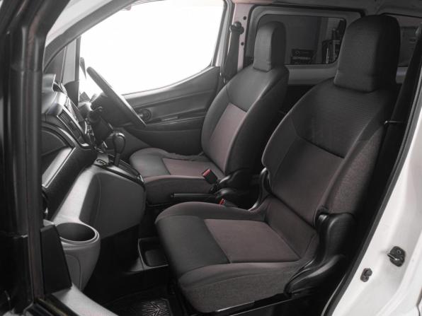 Nissan NV200 с пробегом 2010 года, цена 1 179 000 рублей, 198509 км, фургон, Автокод Объявления