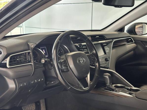 Toyota Camry VIII (XV70) с пробегом 2019 года, цена 2 397 000 рублей, 184512 км, седан, Автокод Объявления