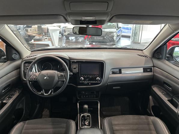 Mitsubishi Outlander III Рестайлинг 3 с пробегом 2021 года, цена 2 690 000 рублей, 86751 км, внедорожник, Автокод Объявления