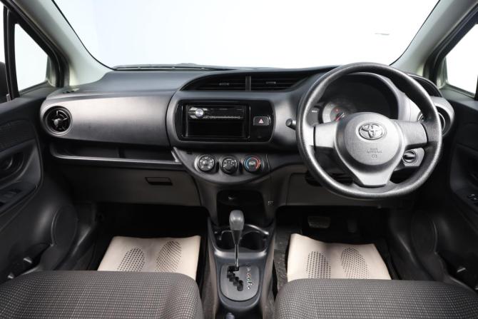 Toyota Vitz III (XP130) Рестайлинг 2 с пробегом 2019 года, цена 1 129 000 рублей, 92000 км, хэтчбек, Автокод Объявления