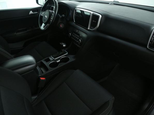 Kia Sportage IV Рестайлинг с пробегом 2019 года, цена 2 164 000 рублей, 109900 км, внедорожник, Автокод Объявления