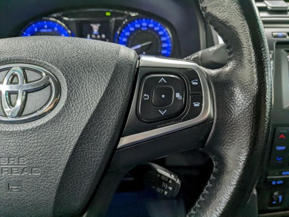 Toyota Camry VII (XV50) Рестайлинг с пробегом 2015 года, цена 1 790 000 рублей, 237615 км, седан, Автокод Объявления