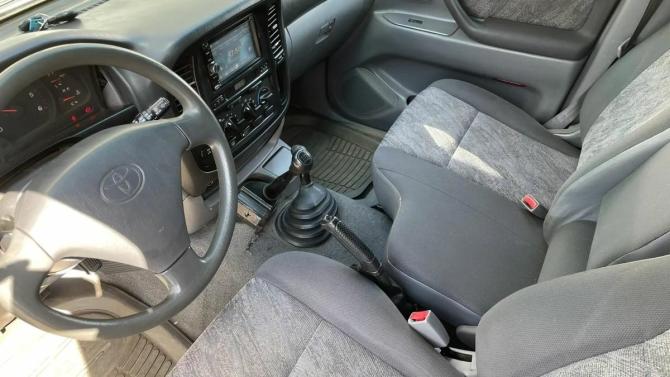 Toyota Land Cruiser 100 Series с пробегом 2000 года, цена 1 700 000 рублей, 246027 км, внедорожник, Автокод Объявления