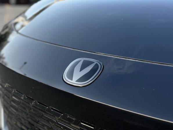 Changan UNI-V I с пробегом 2023 года, цена 2 270 000 рублей, 20577 км, лифтбек, Автокод Объявления